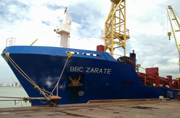 代理船舶 M/V BBC ZARATE